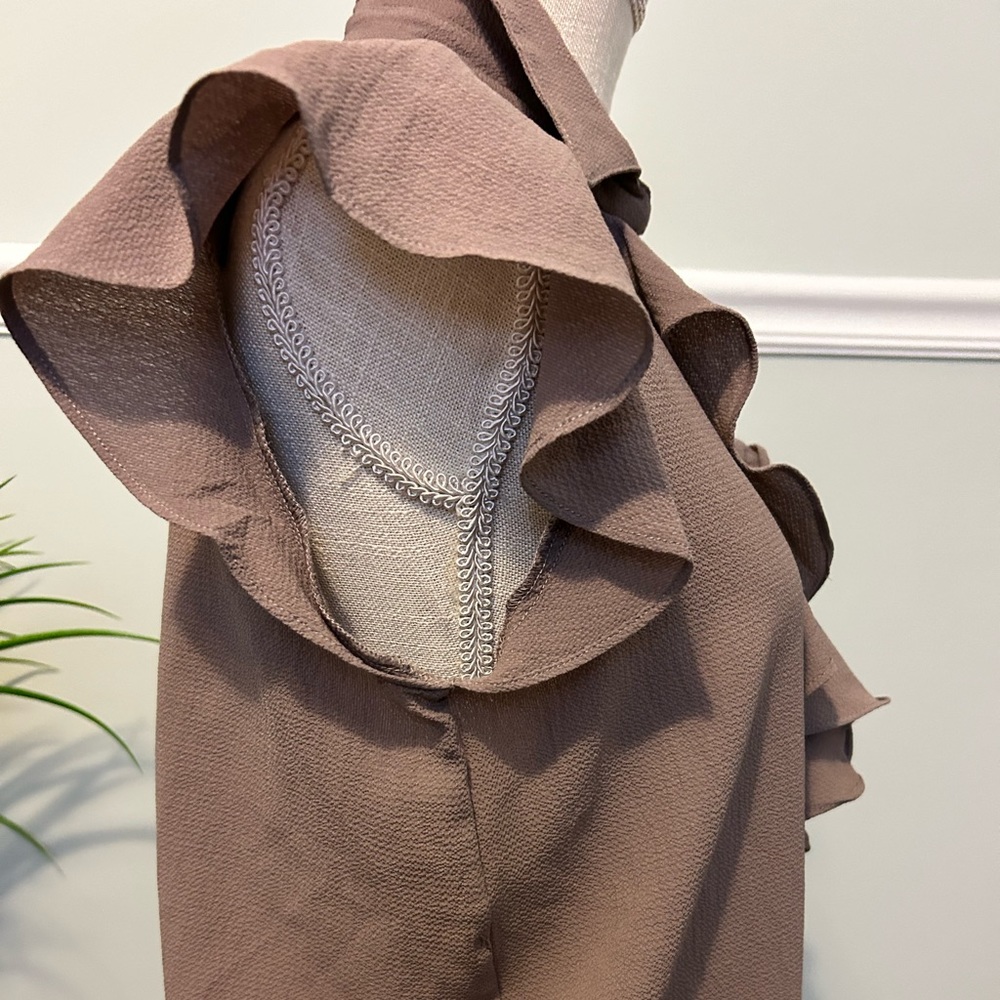 Philosophy flutter sleeve button down - Picture 4 of 6